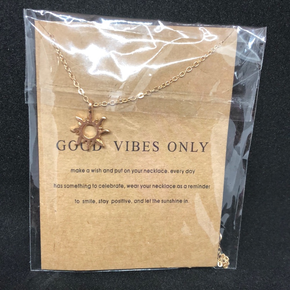 Good vibes only necklace brand new